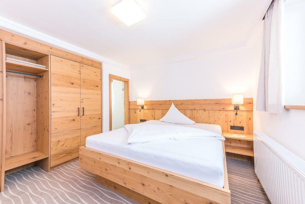 Pension Restaurant Dorfalm Leogang Kültér fotó